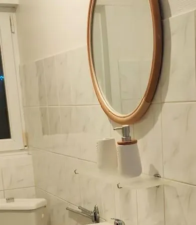 Maisonnette Parking Moto Au Coeur Des Sables * Berck