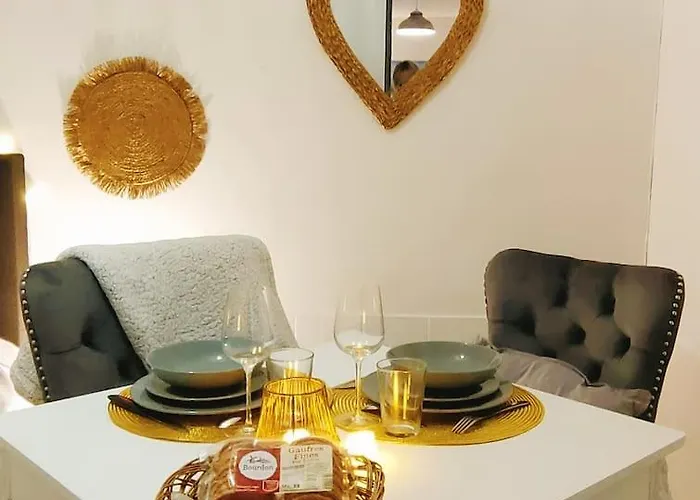 Maisonnette Parking Moto Au Coeur Des Sables Apartment *