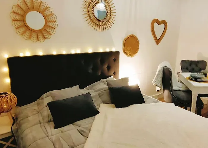 Maisonnette Parking Moto Au Coeur Des Sables *