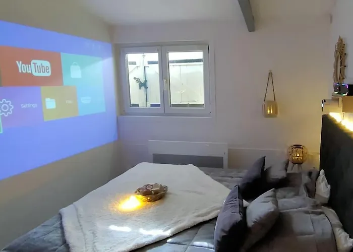 Maisonnette Parking Moto Au Coeur Des Sables Apartment